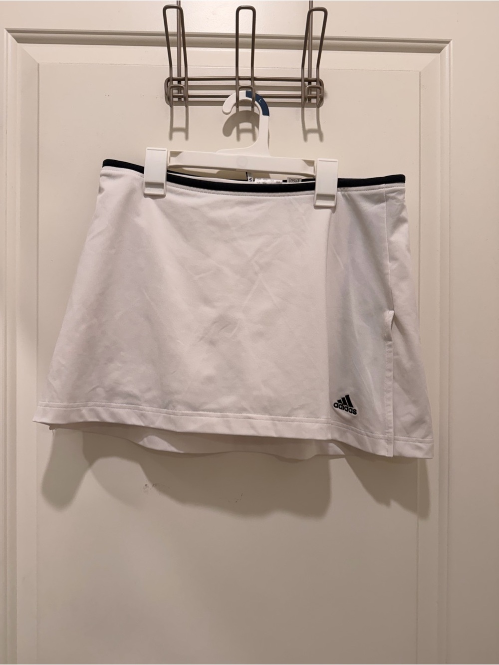 Adidas Tennis Skort Size XL
White Climalite Athletic Skirt